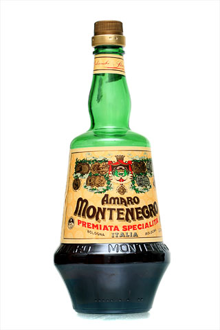 Бутылка Амаро Монтенегро