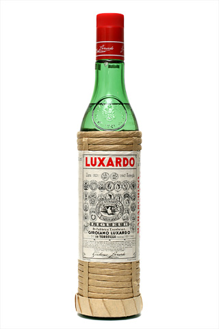 Бутылка Люксардо Мараскино